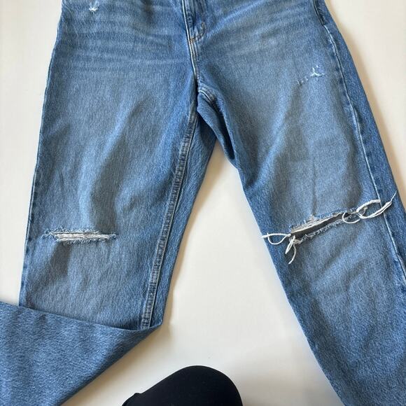 Dynamite Claudia Jeans Size 28 Hi Rise Mom Jean Medium Wash Ripped Distressed - Picture 3 of 10